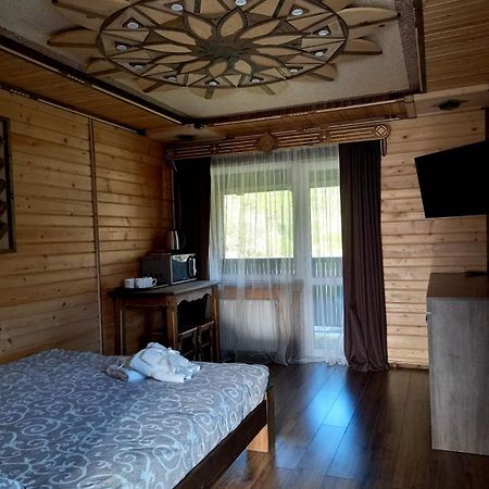 Voyage Tatariv Hotel Bagian luar foto