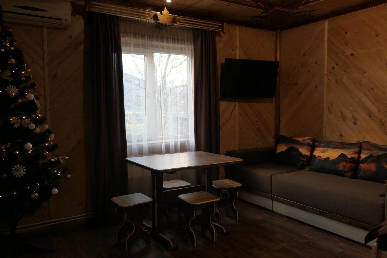 Voyage Tatariv Hotel Bagian luar foto