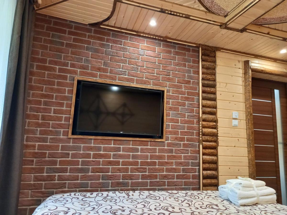 Voyage Tatariv Hotel Bagian luar foto
