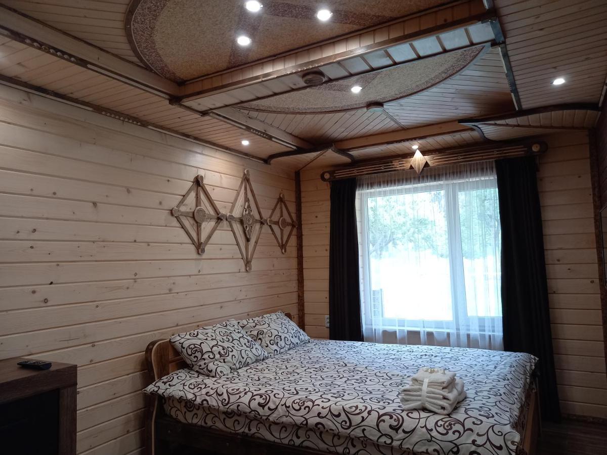 Voyage Tatariv Hotel Bagian luar foto