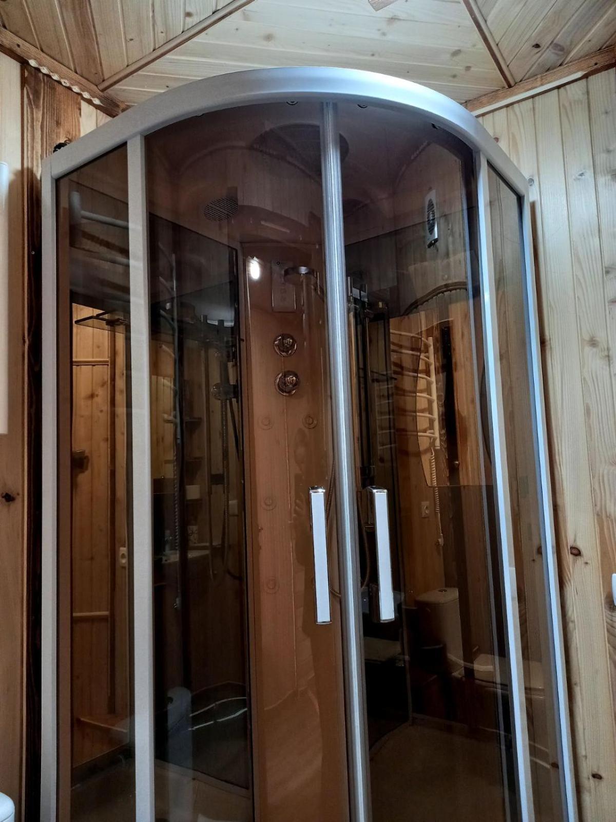Voyage Tatariv Hotel Bagian luar foto